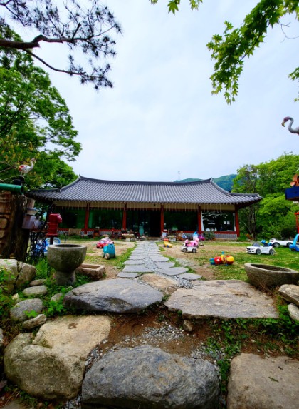 경기도 가평 설악면 유명산 인근 서울 근교 야영장 한옥집 밤벌 캠핑장