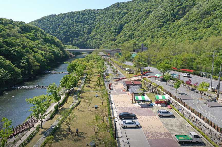 충남 부여 야영장 캠핑장 수리계곡 소형견 동반 가능 외산수리바위캠핑정원