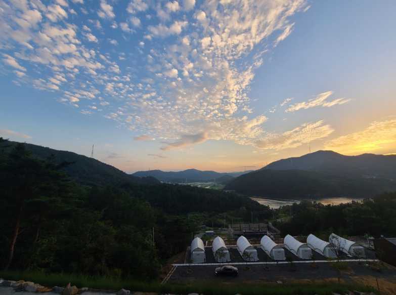 전라도 광양시 백운저수지 인근 야영장 캠핑장 호수도도 글램핑장