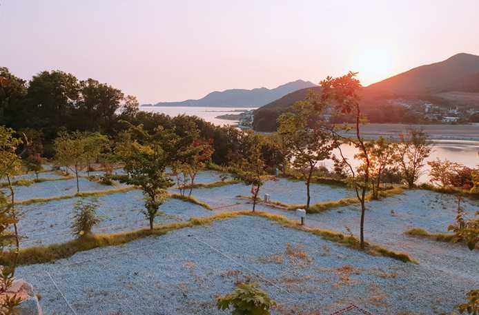 인천 강화도 동검도 바다 노을 전망 야영장 펜션 하늘정원 캠핑장