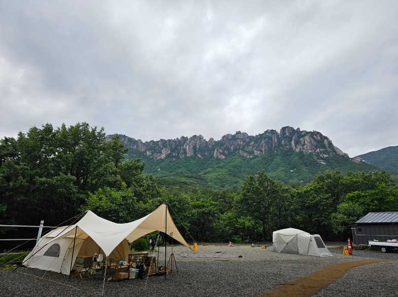 강원도 여행 설악산 울산바위 야영장 차박 미시령 계곡 물놀이 캠핑장 캠핑느루