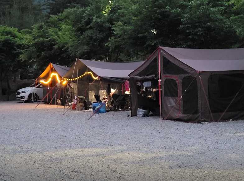 경상도 경북 울진 계곡 물놀이 캠핑장 펜션 왕피천 하늘담 야영장