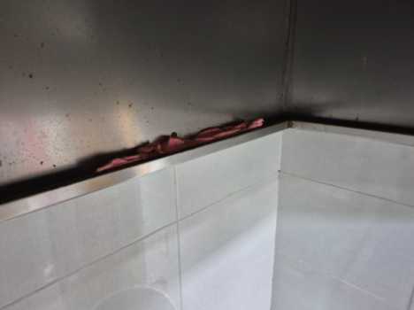 매점 상가 식당 스테인리스 표면 주방 후드 세척 하얀 물자국 물때 제거 인천 부천 시흥 청소 업체 킵클리너